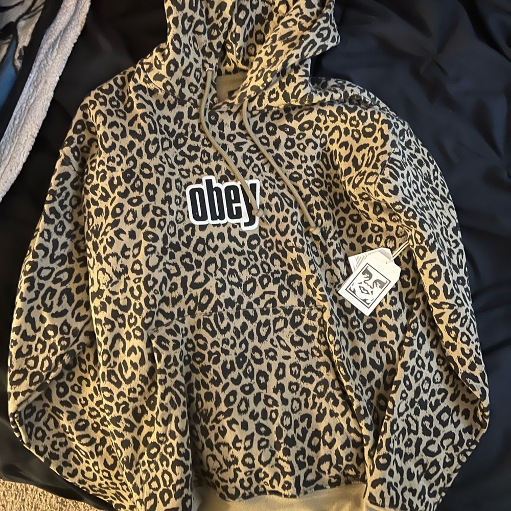 Obey hoodie